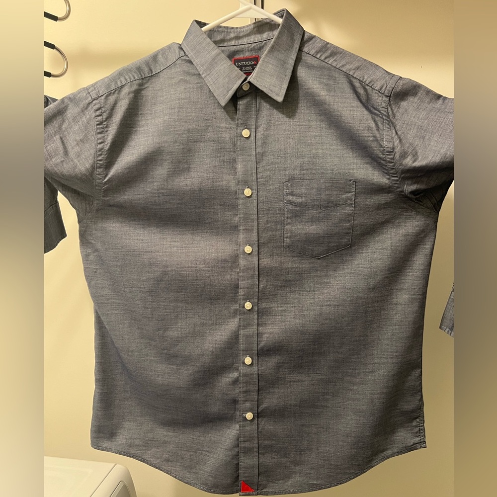 UntuckIT men’s shirt XL, only worn once